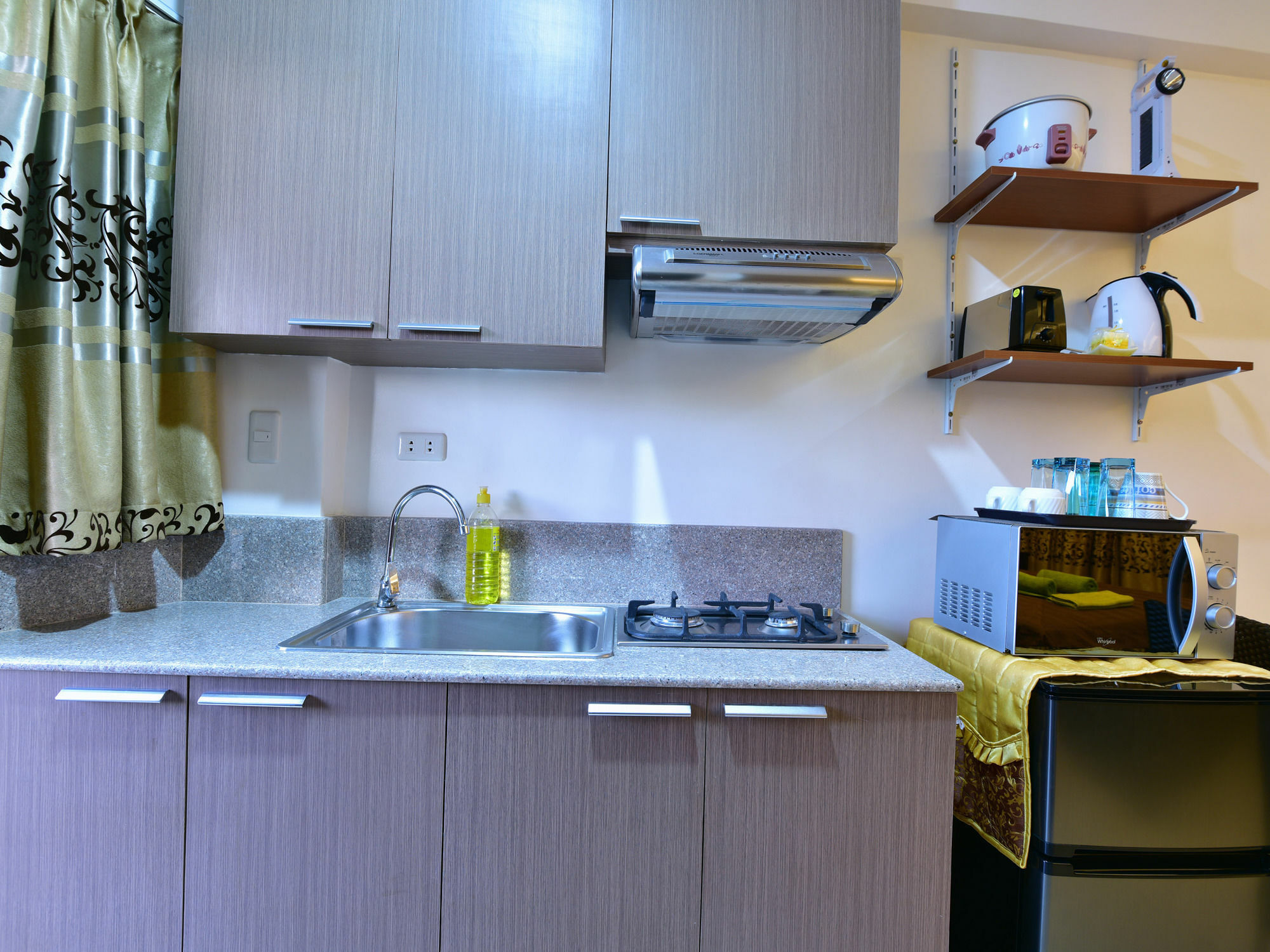 Anahaw Apartments Whitebeach Manoc-Manoc Εξωτερικό φωτογραφία